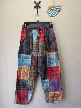Rising international patchwork pants size XS